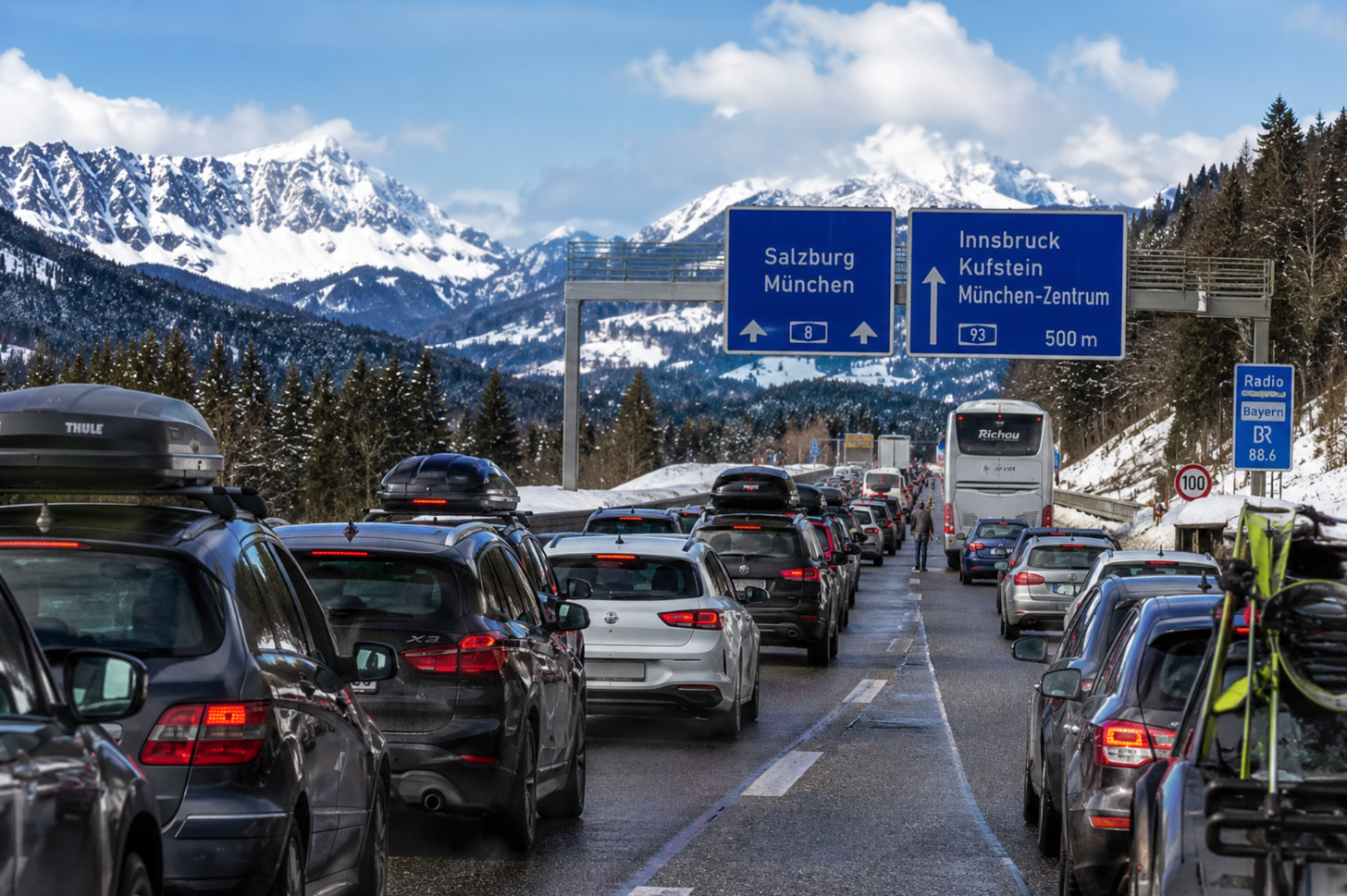 Waarom staat het verkeer naar de wintersport ieder jaar weer vast?