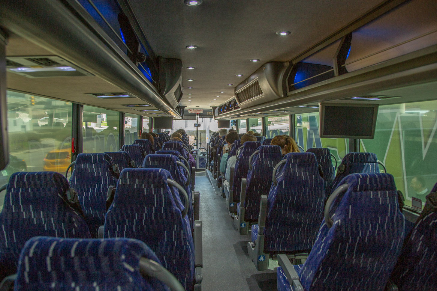 JFK bus